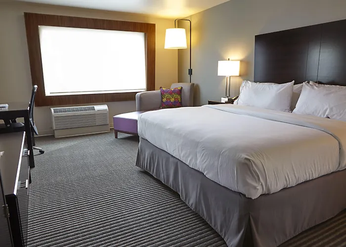 Holiday Inn Express And Suites Tahlequah By Ihg